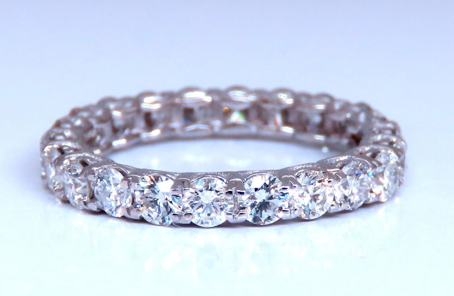 1.80ct Natural Round Diamonds Eternity Ring Sharing Prong G/Vs 14kt gold.