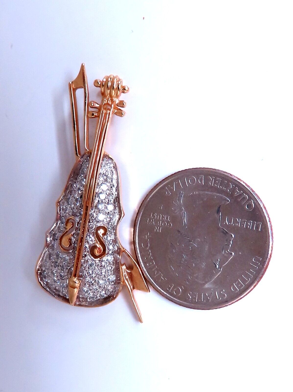 .60ct natural diamond Cello Violin Pin 14kt Gold