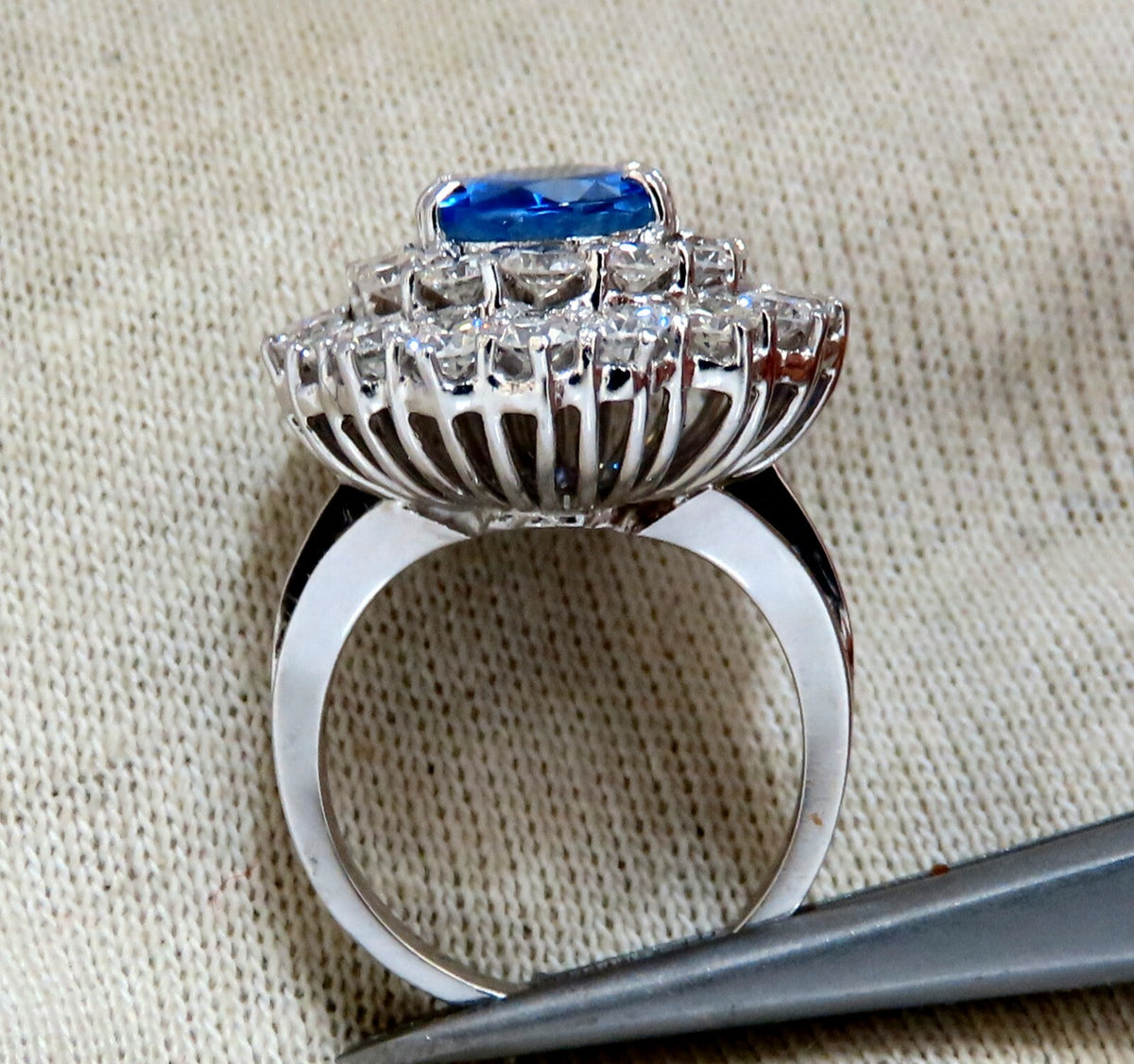 GIA Certified 3.55ct Natural No Heat Blue Sapphire Cocktail Cluster Ring 18kt *v