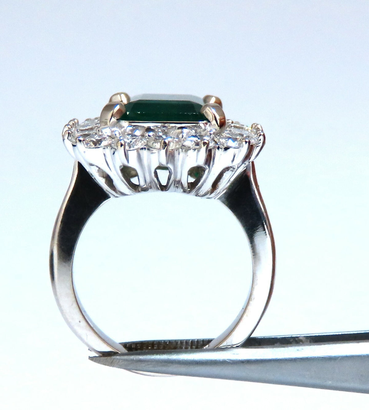 GIA Certified 6.26ct natural green emerald diamonds ring 18kt Halo Prime*v