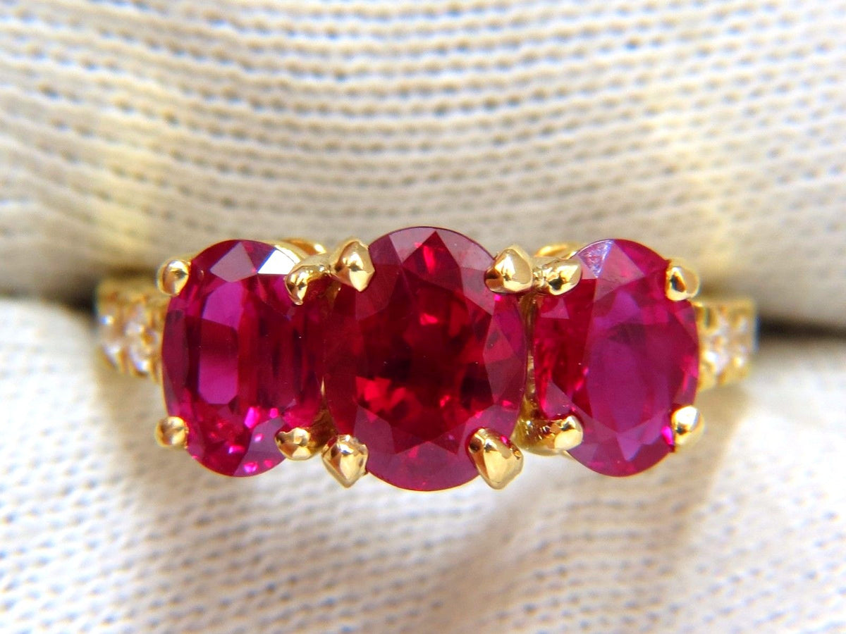 GIA Certified 4.94ct natural vivid red Burma ruby diamonds ring 18kt*v
