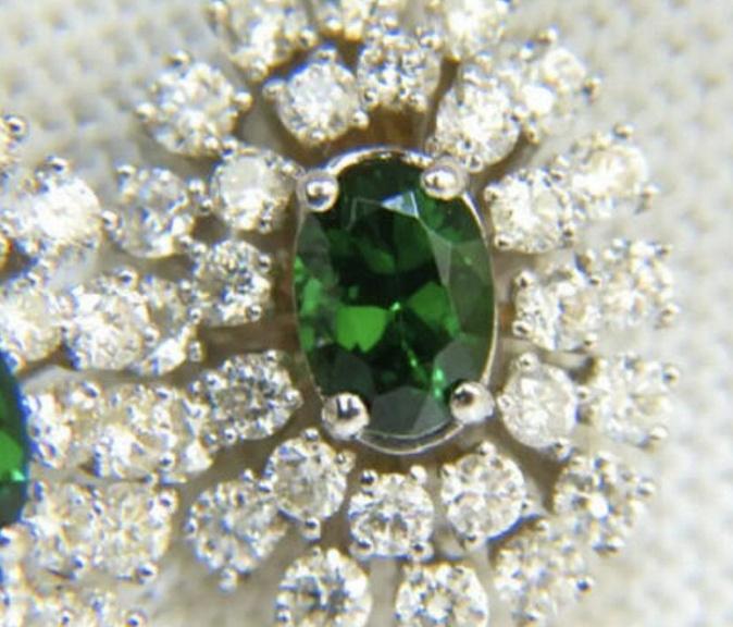 3.08 Carat Natural Tsavorite Diamonds Dangle Earrings 14 Karat Ref 12305 *v