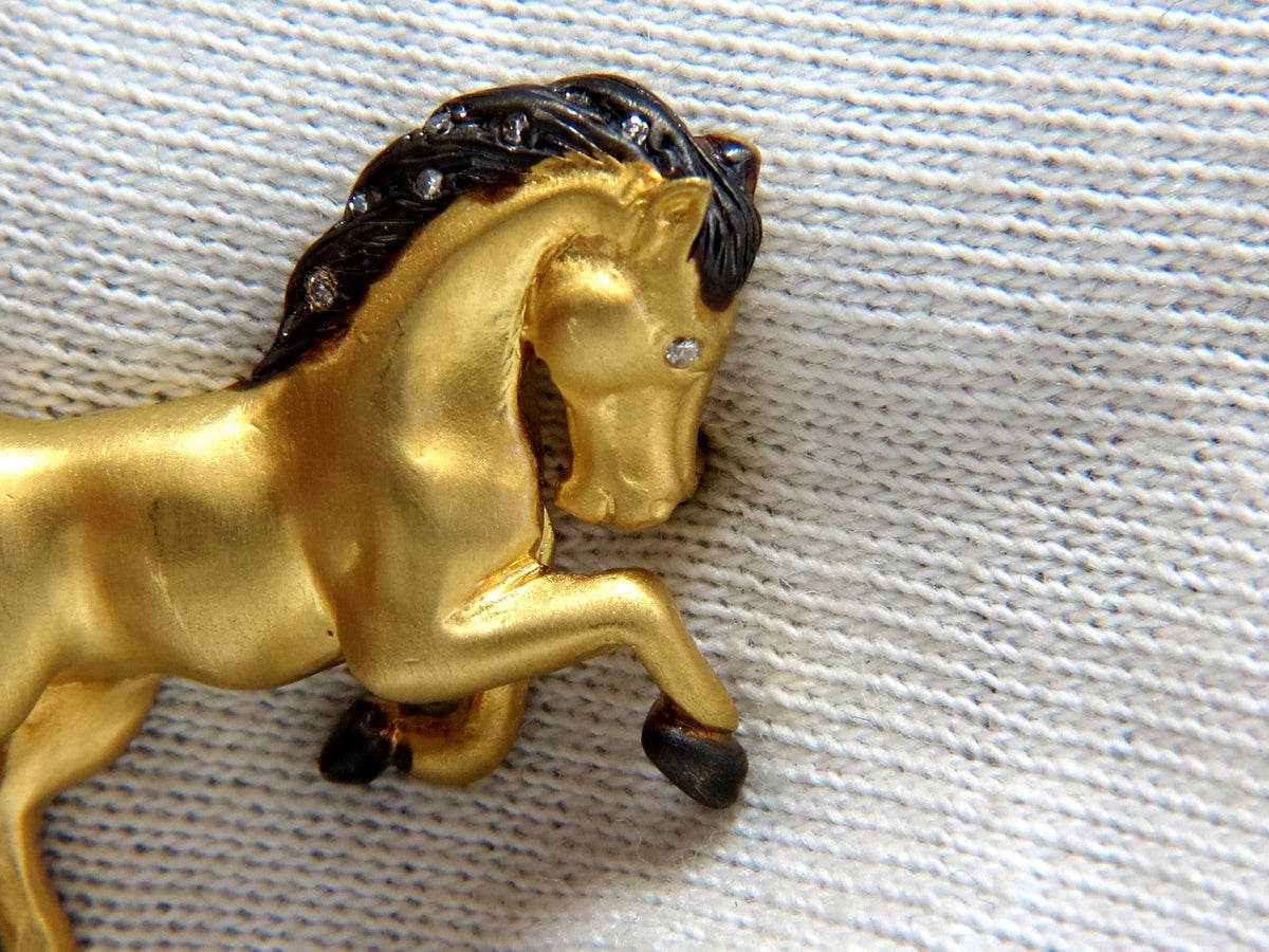 18kt Horse Pin .10ct diamonds *v