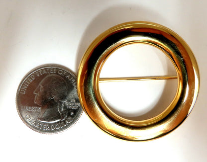High Shine Circular Gold Pin 14 Karat *v