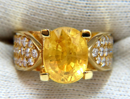 7.06ct Natural yellow sapphire ring 18kt. Raised Bead Set *v