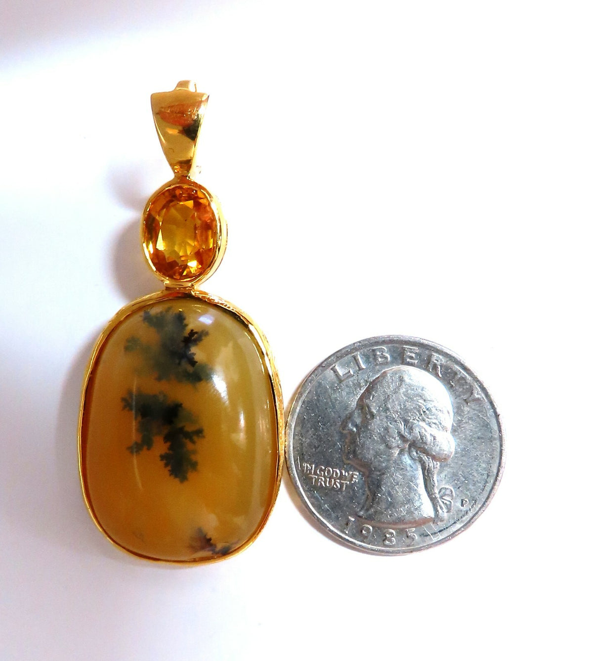 GIA Certified Natural Opal Yellow Sapphire Pendant Retractable Clasp 18kt *v