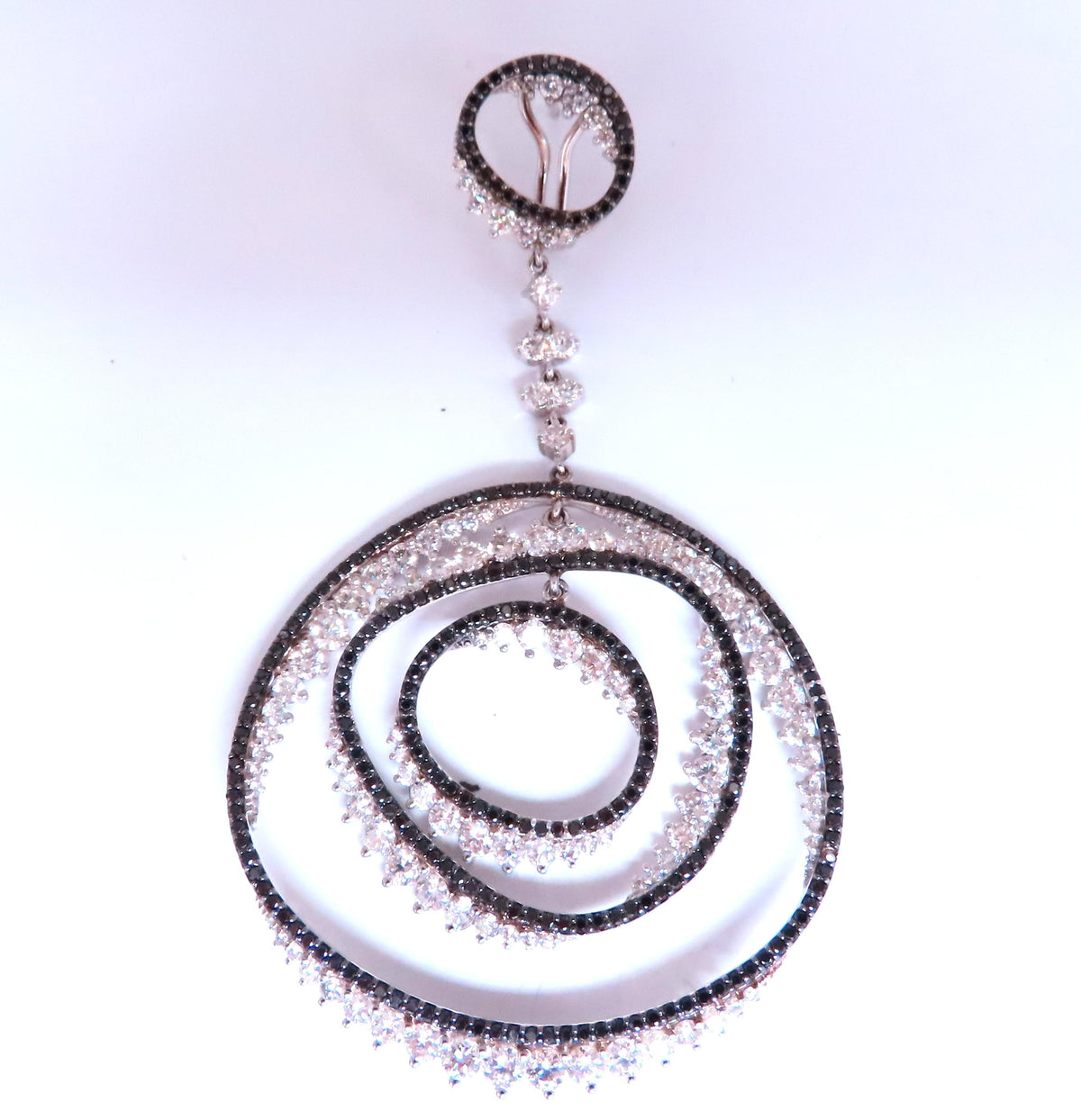 Black For White Diamond Circles Dangle Earrings 18kt 12532 *v