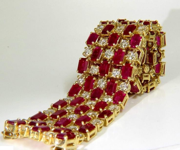 GIA Certified Natural Ruby Diamond Cuff Bracelet 18kt Important 12337 *v