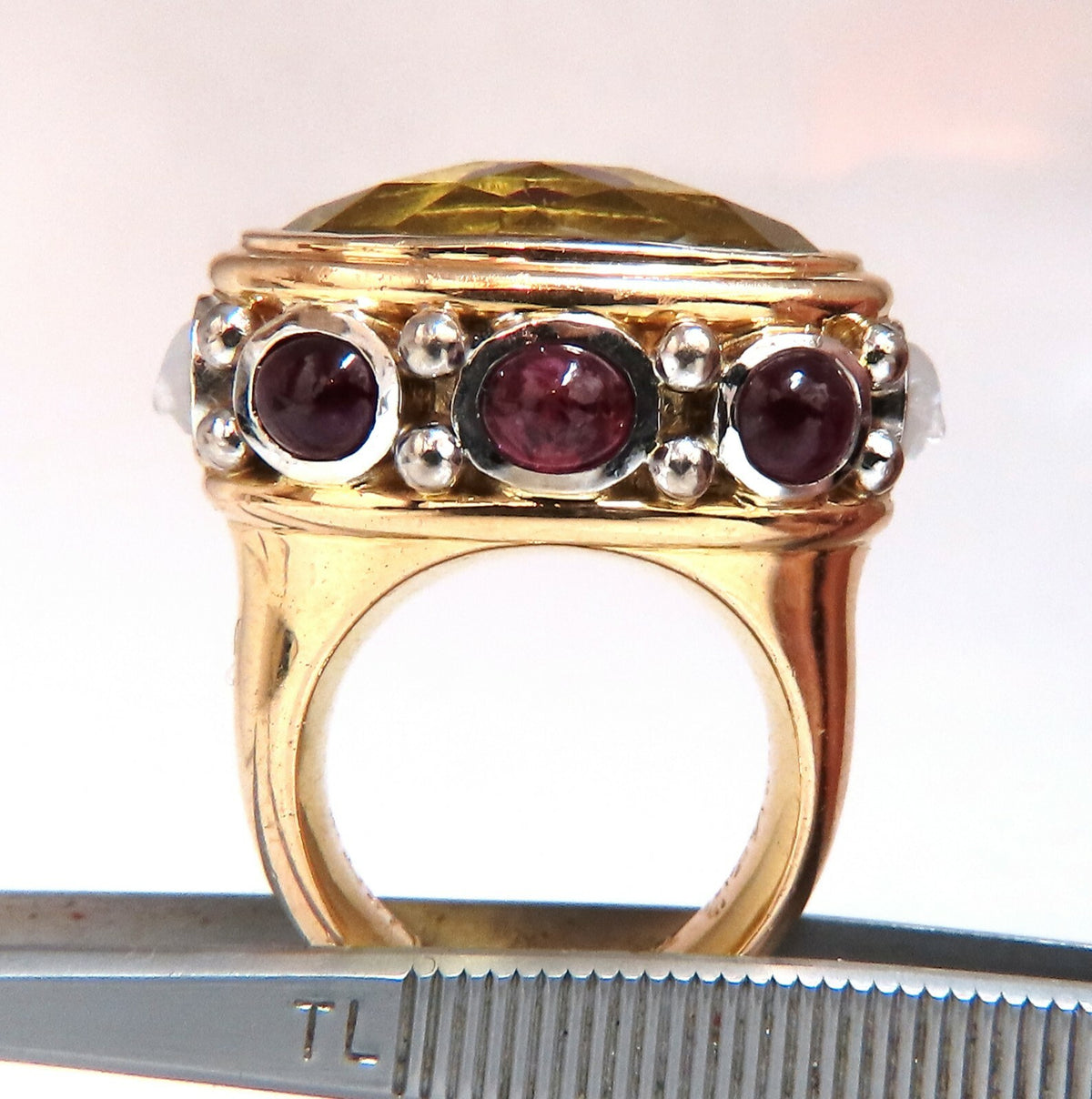 25ct Natural Lemon Quartz Vintage Ring 19 Karat Vintage 52 Gram *v