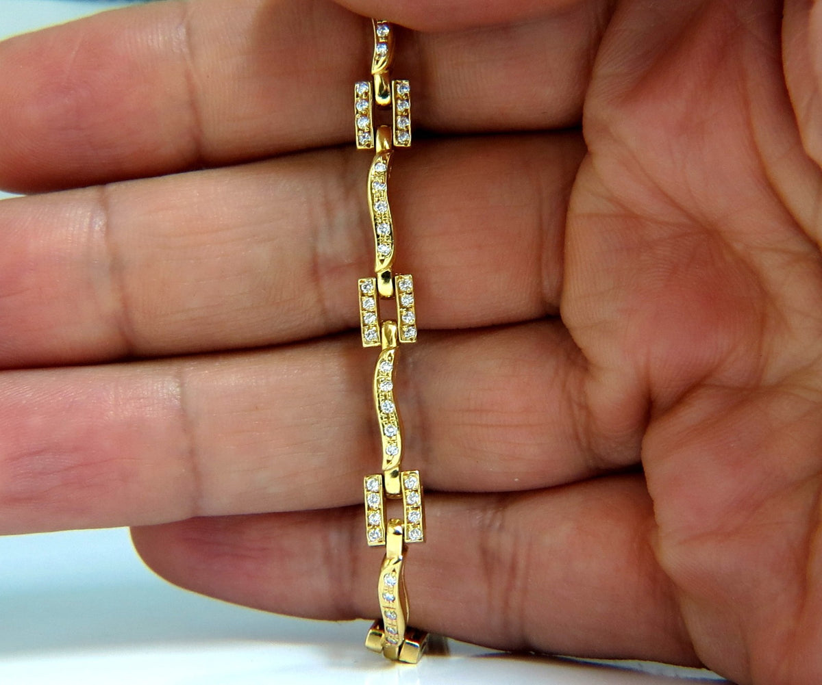 18kt Diamonds Bead set Vine bracelet 1.30ct *v