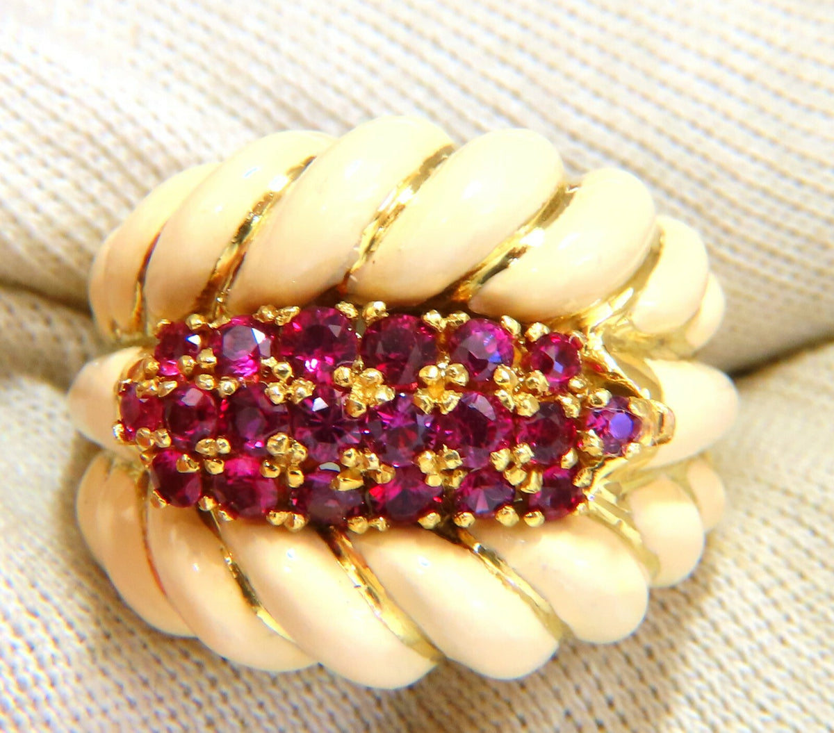 1ct natural ruby enamel estate 18 karat gold ring *v