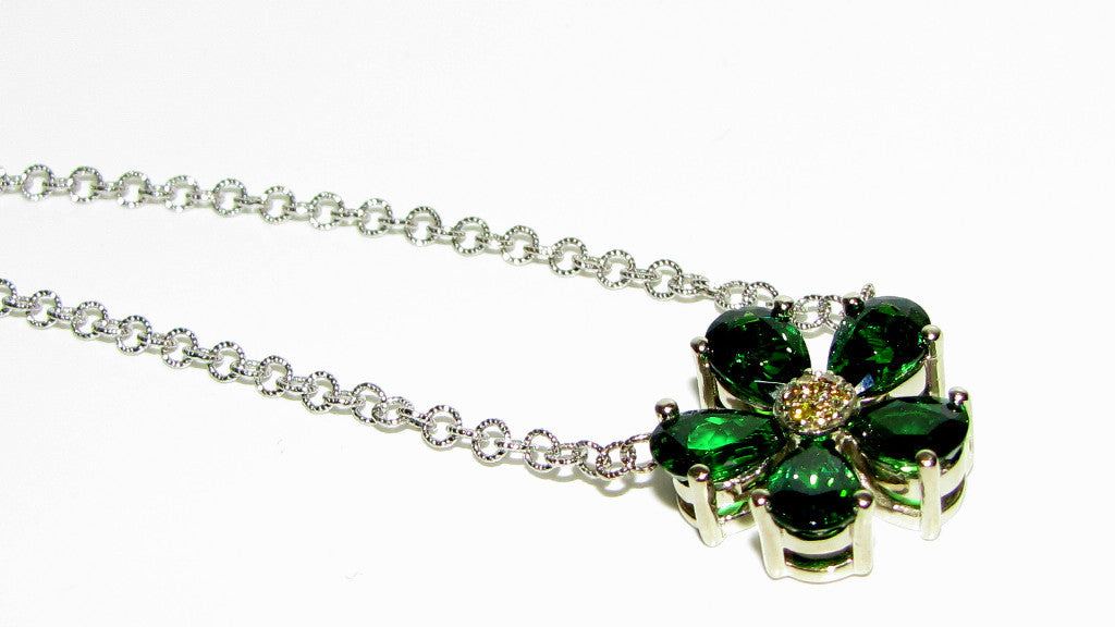4.60CT NATURAL TSAVORITE YELLOW DIAMOND PENDANT *v
