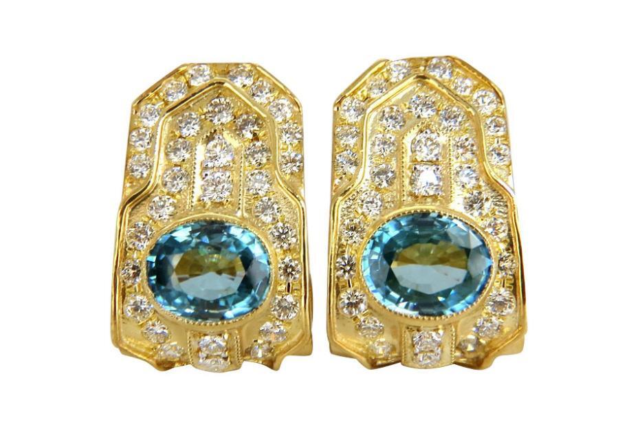 13.14 Carat Natural Vivid Blue Zircon Diamonds Clip Earrings 18kt ref 12312 *v