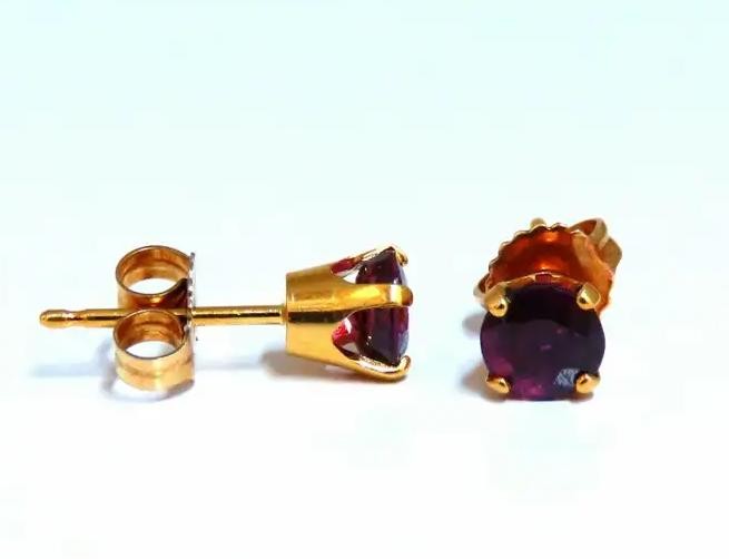 1.12 Carat Natural Round Ruby Stud Earrings 14 Karat 41447 *v