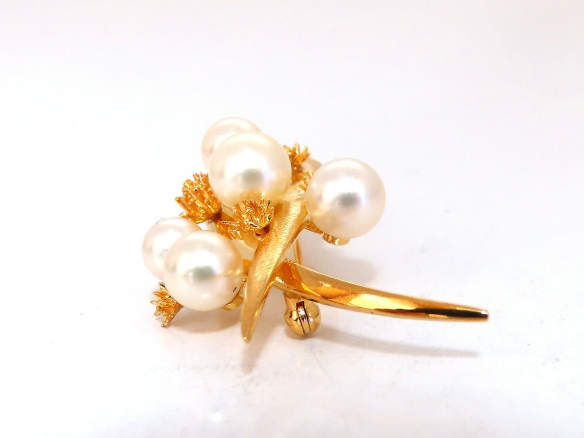Akoya Pearls 14 Karat Gold Pin *v
