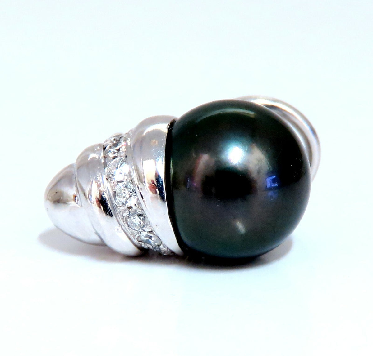 11mm natural tahitian pearl & .50ct diamonds raised cap earrings 14kt *v