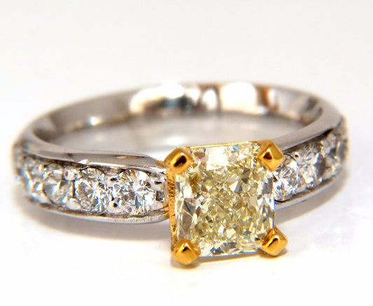 GIA Certified 2.20ct. Cushion cut natural diamond ring Platinum Yellow vvs-2 *v