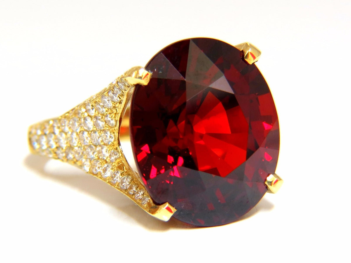 26.31ct GIA NATURAL RED SPESSARTITE GARNET DIAMONDS RAISED RING 18KT *v