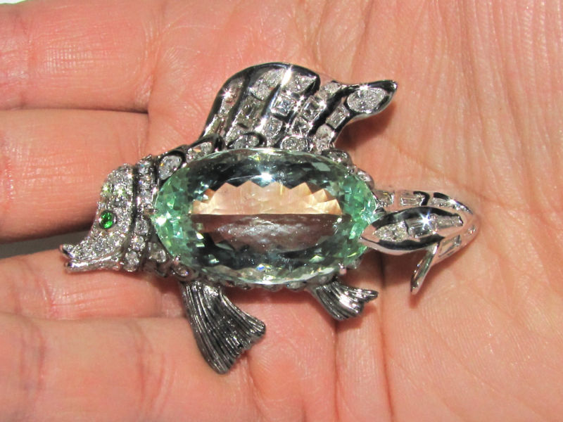 GIA 57.37CT NATURAL GREEN BERYL FISH BROOCH PENDANT 18kt *v