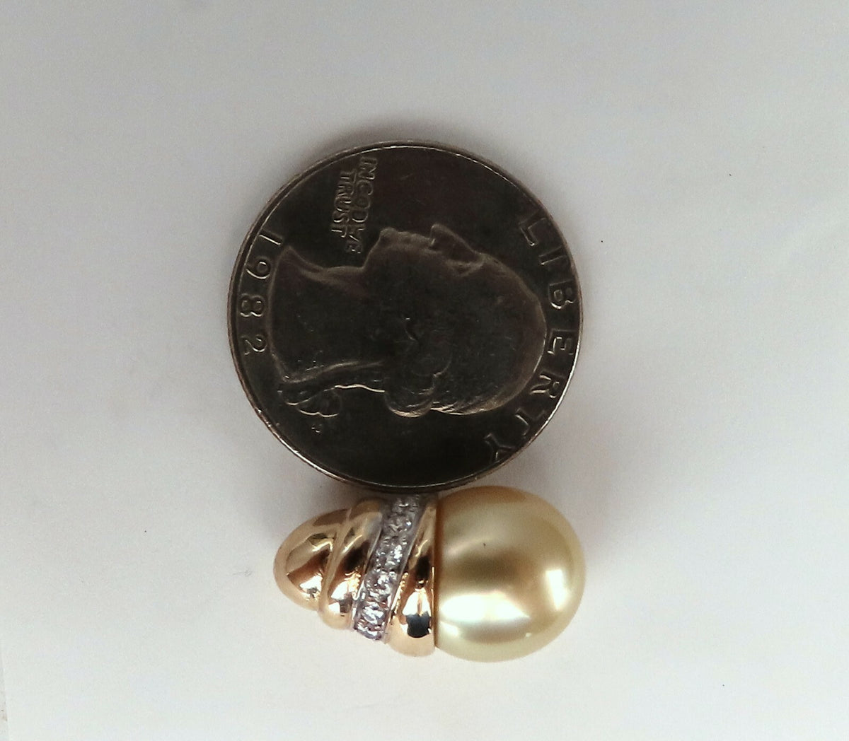11.2mm Golden Yellow South Seas Pearls .50ct Diamonds Stud Earrings 14kt Gold *v