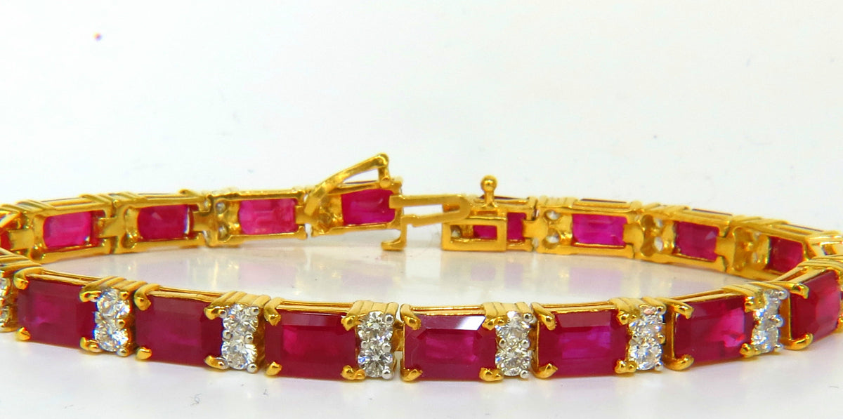 GIA CERTIFIED 18KT 23.46CT NATURAL RUBY DIAMOND BRACELET VIVID *v