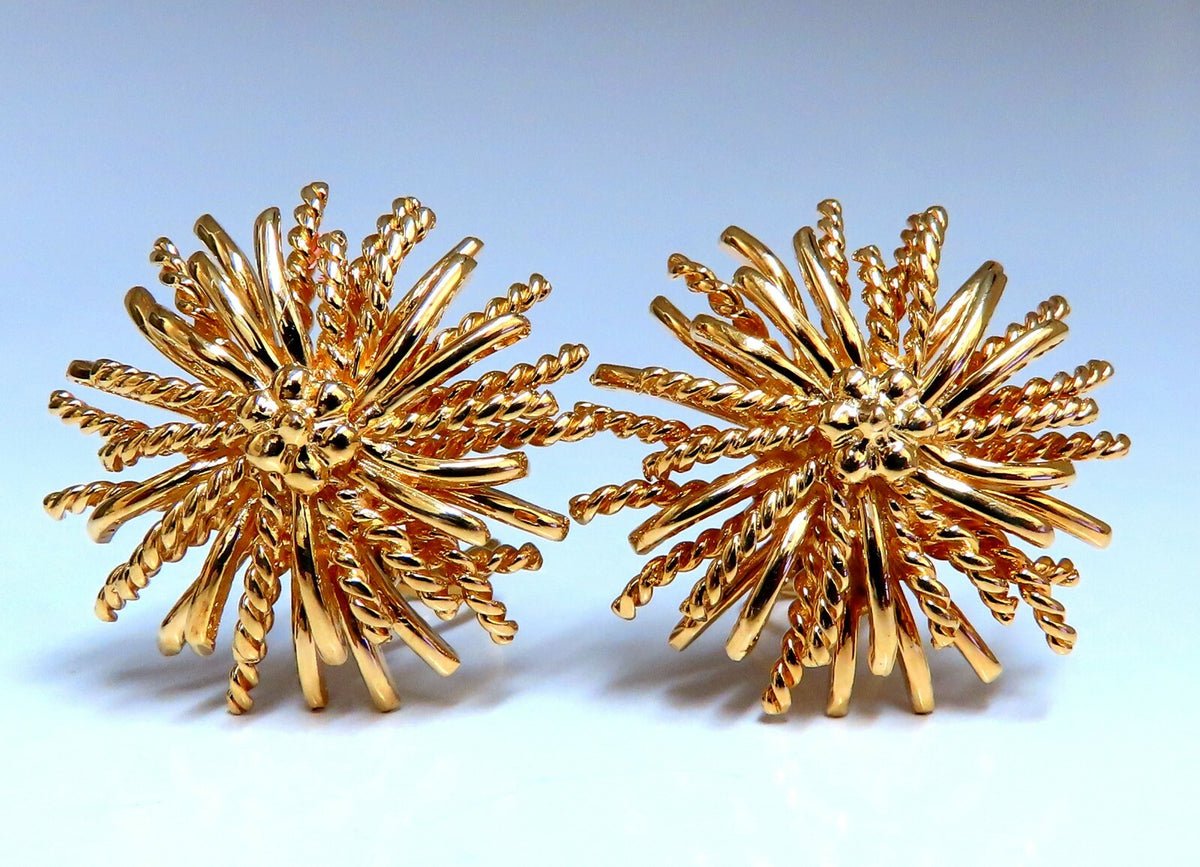 14kt Gold Blossoming Daisy 3D Clip Earrings *v