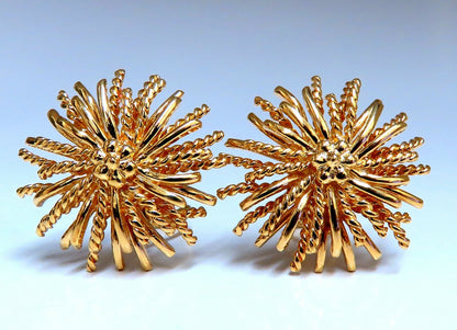 14kt Gold Blossoming Daisy 3D Clip Earrings *v