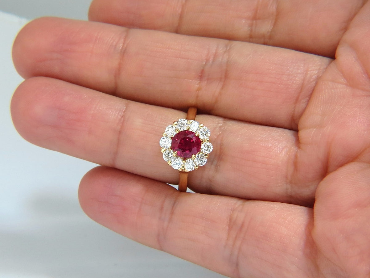 GIA Certified 1.54ct oval cut red natural ruby .88ct diamonds ring 18kt *v