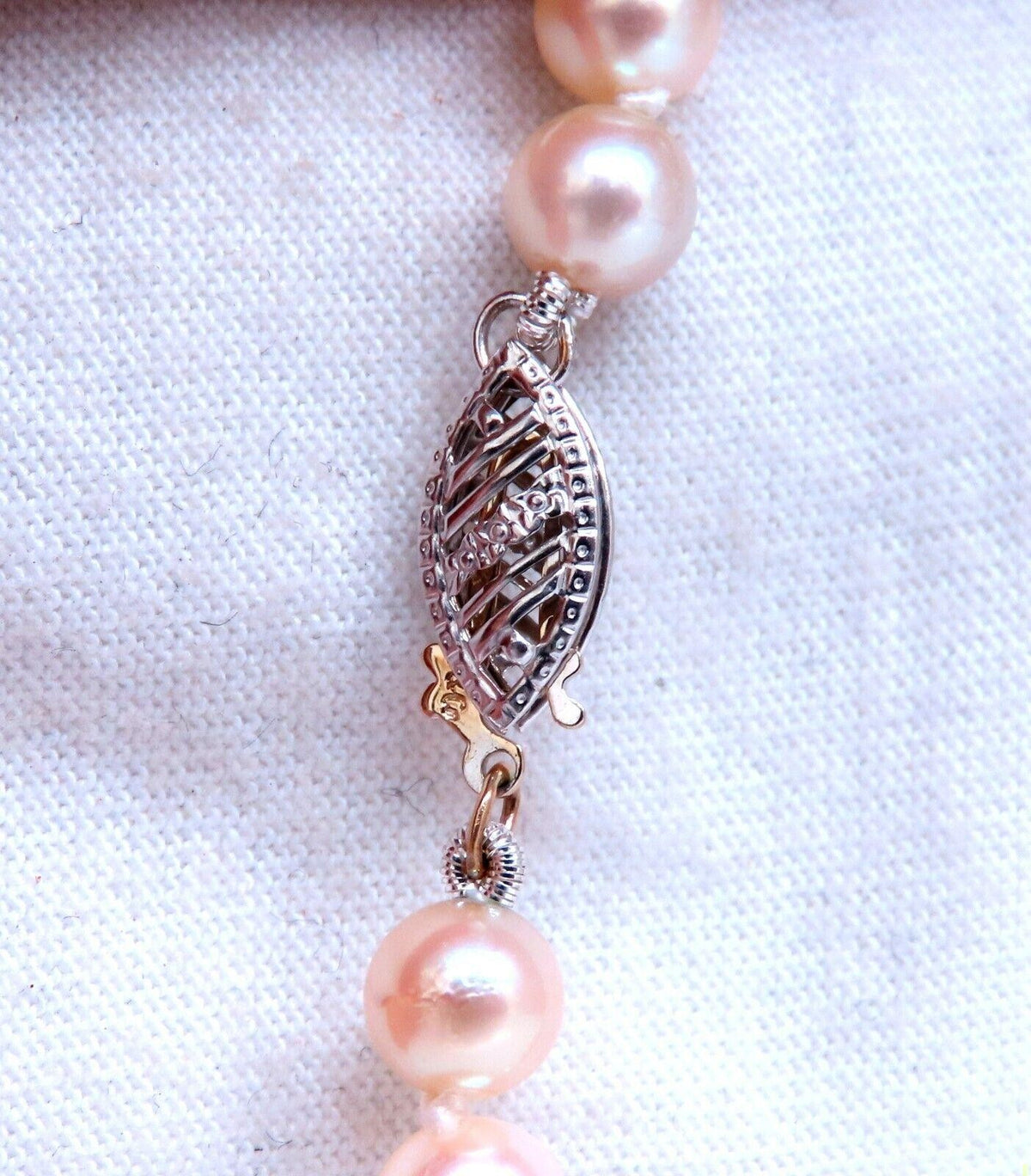 5.5mm freshwater Pearl necklace 14kt gold *v