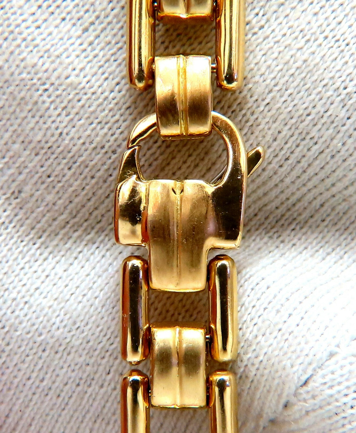 .80ct Natural Masculine Mod Durable Hinged Bracelet 14 Karat *v