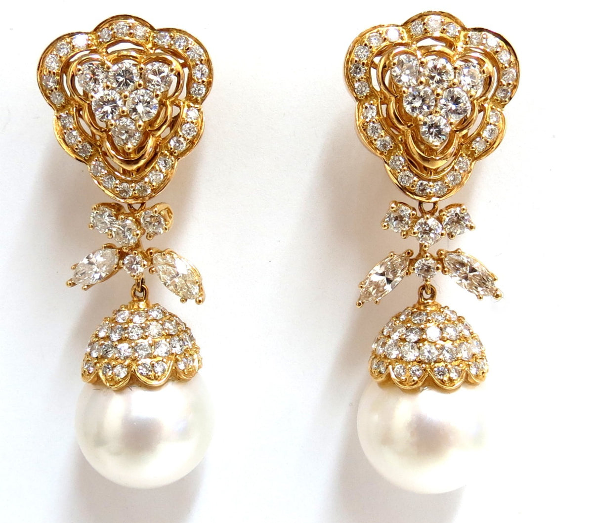 15.6mm Natural South Sea Pearl 7.50ct Diamonds Dangle Earrings 18kt *v