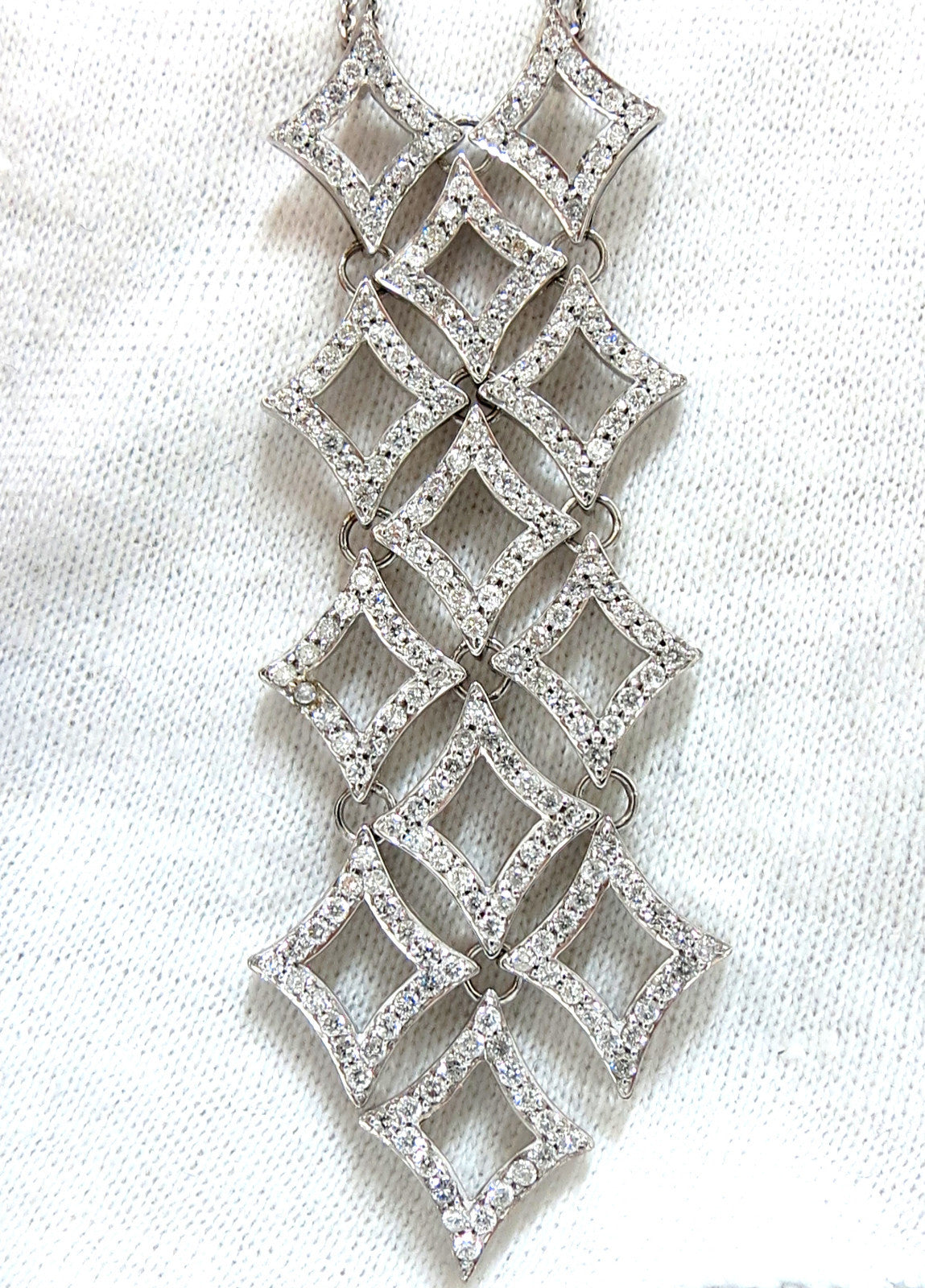 5.00ct diamonds earrings & necklace matching suite 18kt g/vs diamond shaped *v