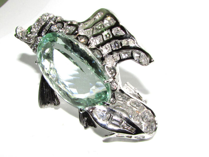 GIA 57.37CT NATURAL GREEN BERYL FISH BROOCH PENDANT 18kt *v