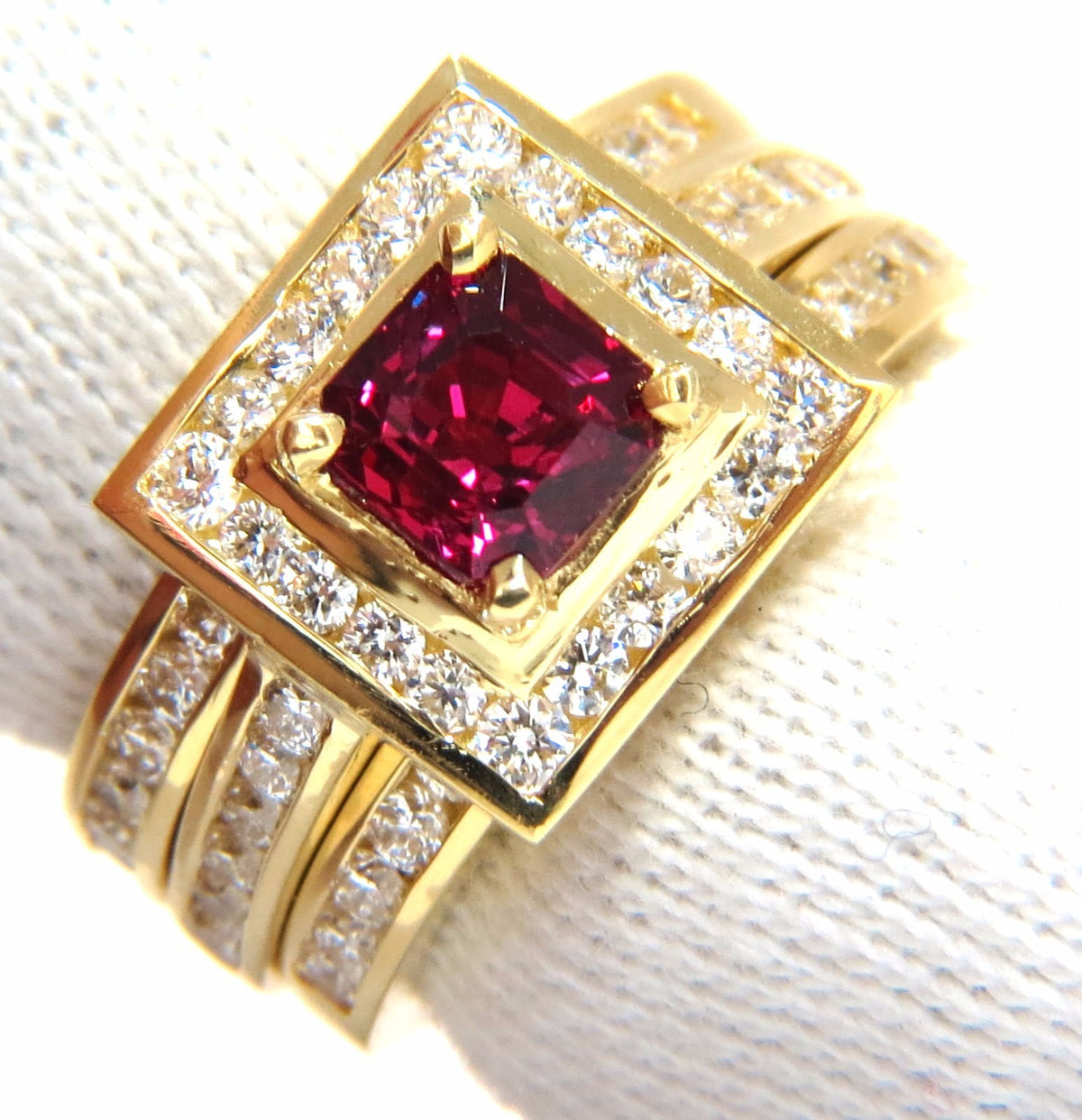 GIA Certified 1.51ct Asscher cut vivid red ruby 2.00ct diamonds ring 18kt *v