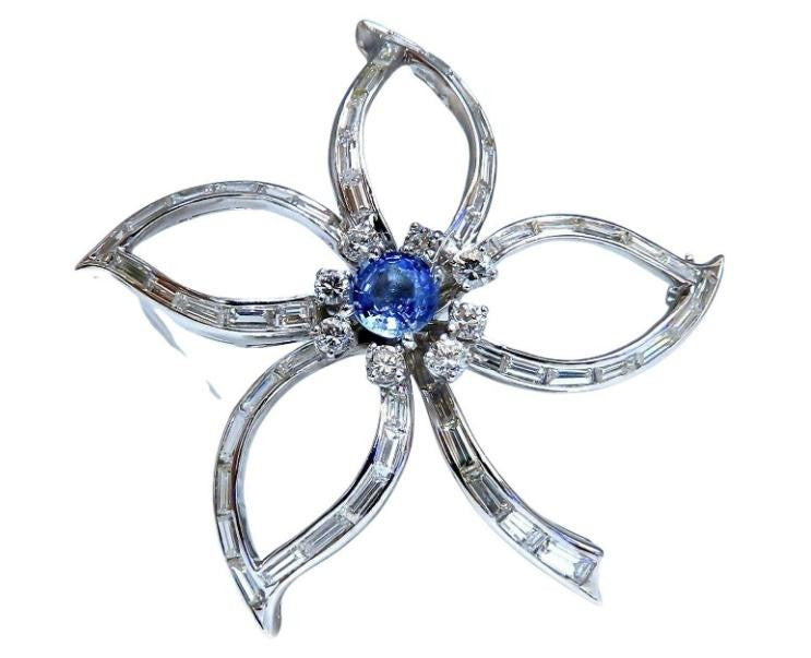 2.41ct Natural Sapphire Diamonds Platinum Brooch Platinum Baguette Ref 12326 *v