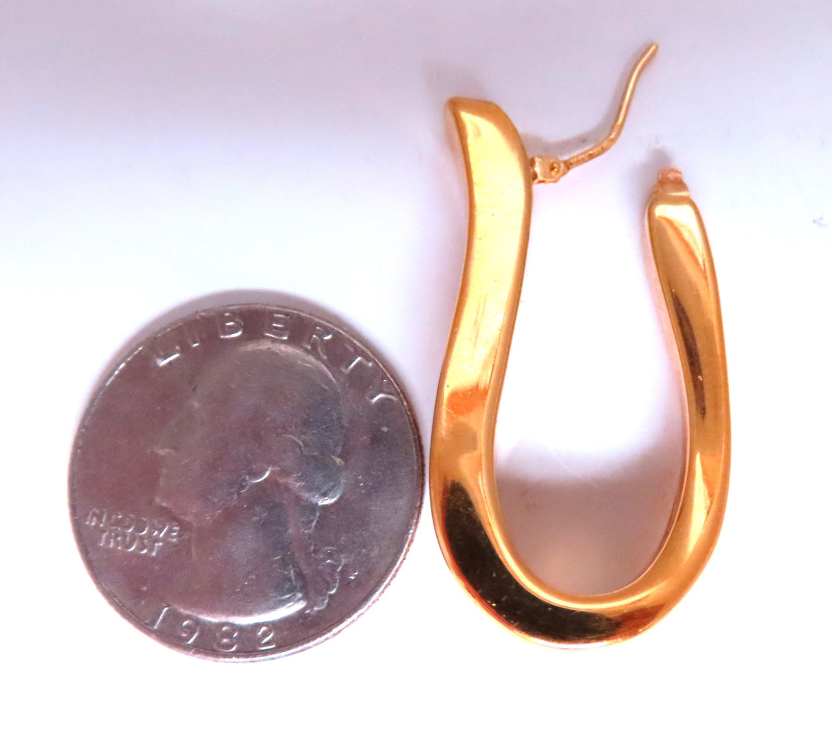 Elongated Semi Hoop High Shine Lever Clip Earring 14kt 12504 *v