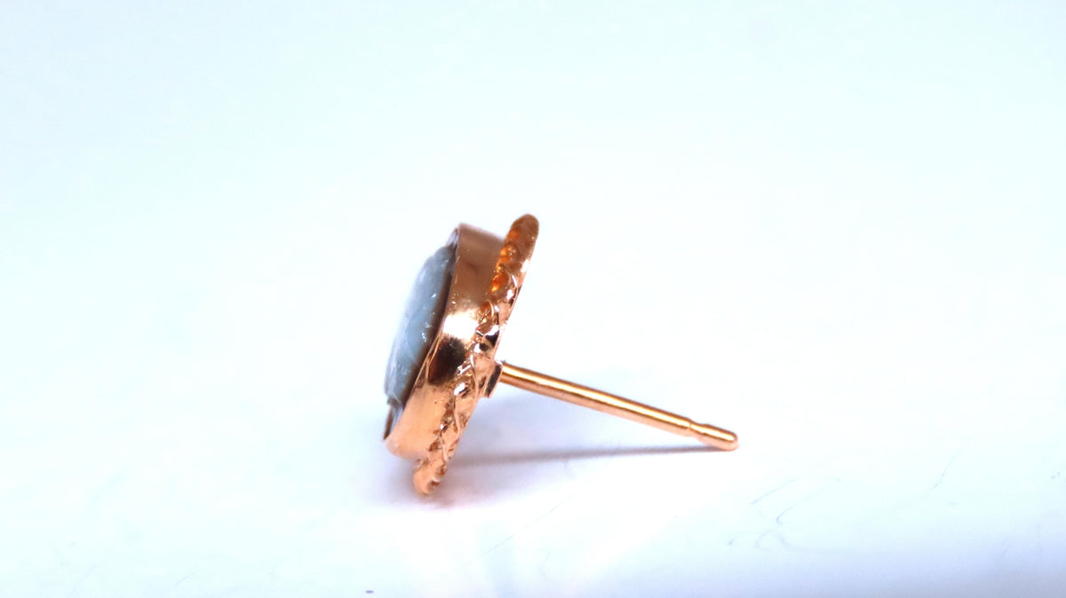 Madonna Cameo Victorian Style Stud Earrings 14kt Gold 12619 *v