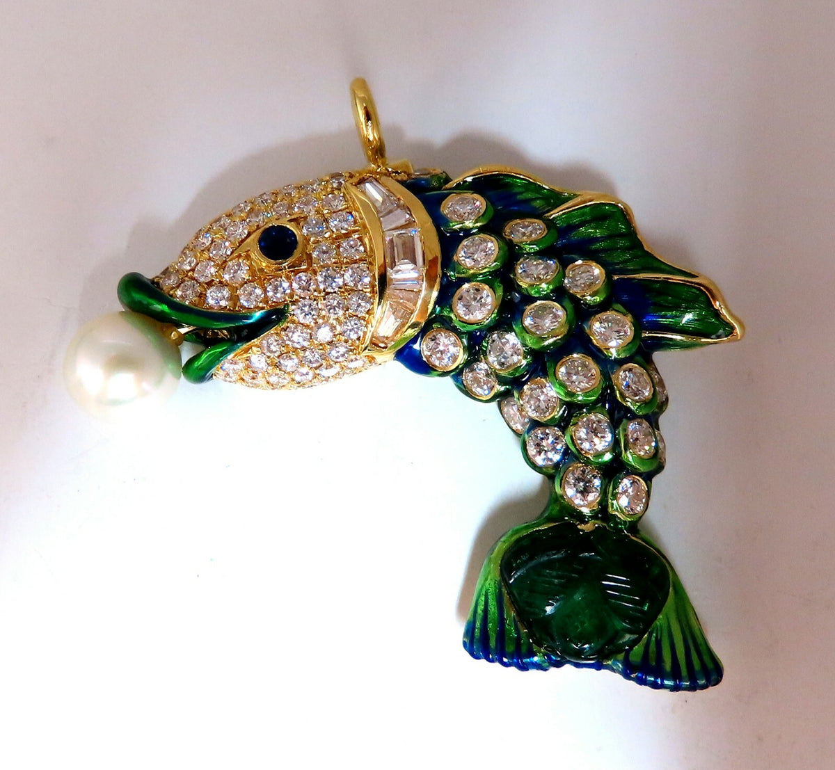 Natural Akoya Pearl Sapphire Emerald & Diamonds Enamel Fish Pendant 18kt *v