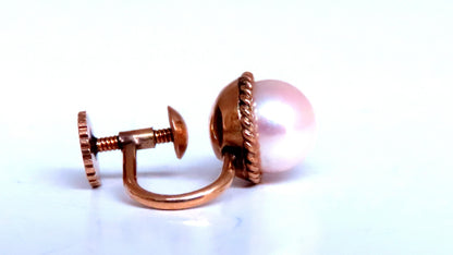 Federalist 7.50m Vintage Pearl Functional Lobe Screw Earrings 14kt gold 12598 *v