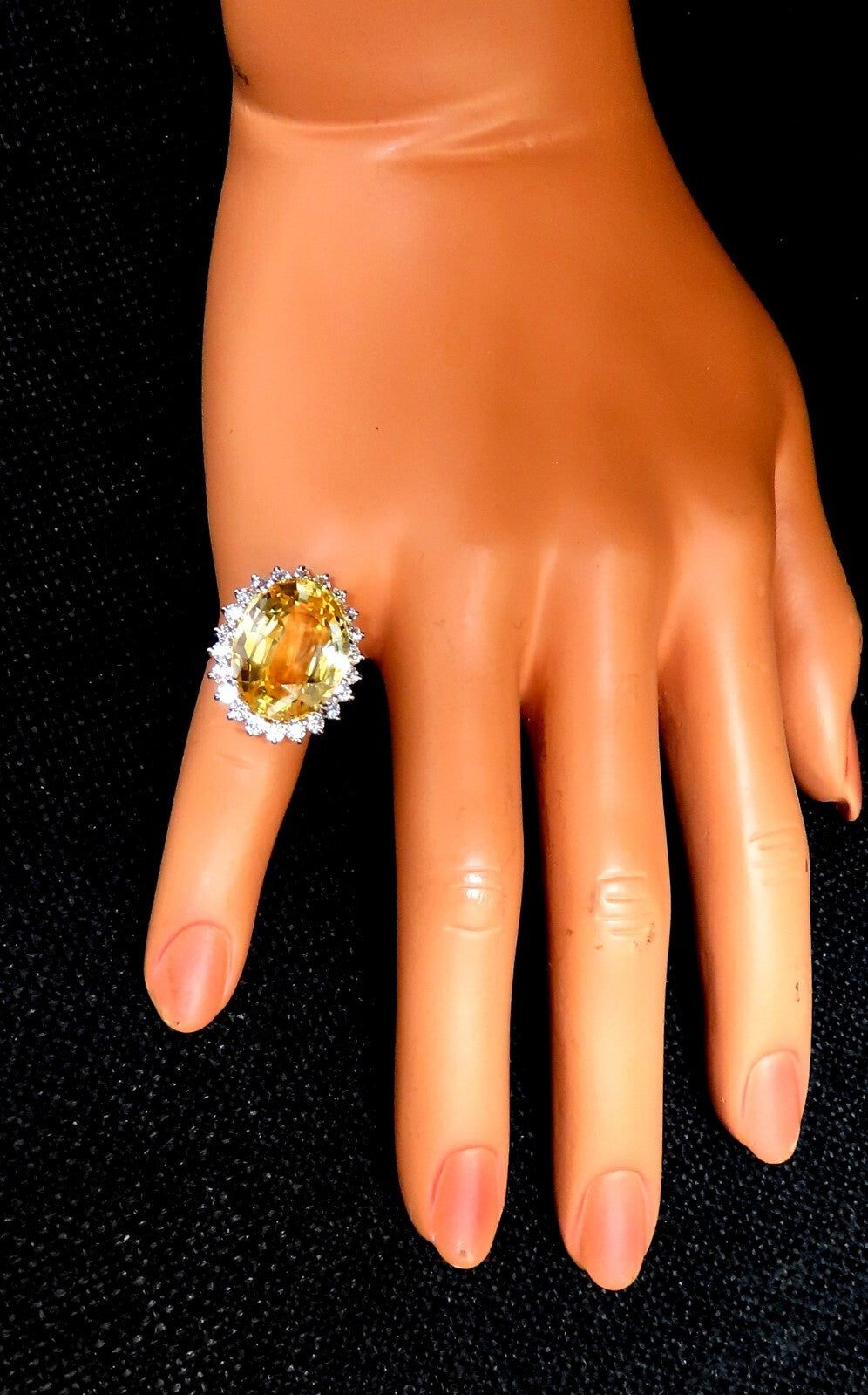 20.17ct GIA Certified Natural No Heat Yellow Sapphire diamonds ring 18kt *V