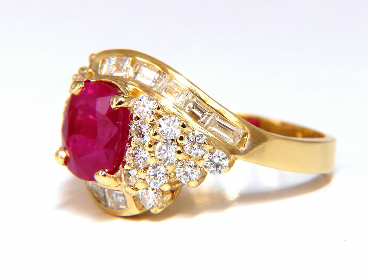 GIA Certified 4.08ct Burma Red Ruby Diamonds Ring 18 Karat *v