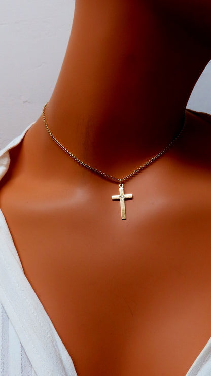 14kt gold cross diamond pendant 14kt 14 inch *v