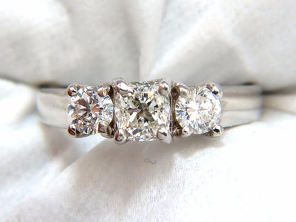 1.08CT CLASSIC THREE NATURAL CUSHION & ROUNDS DIAMOND RING 14KT *v
