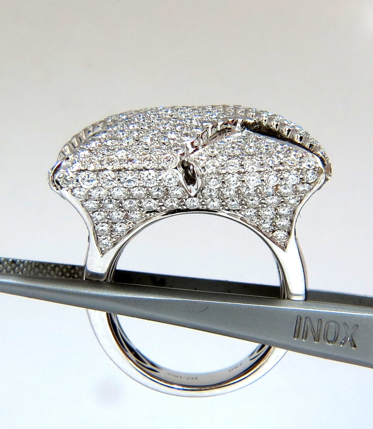 7.15ct 3D Unisex Cross weave Dome Natural Diamond Ring 18kt gold *v