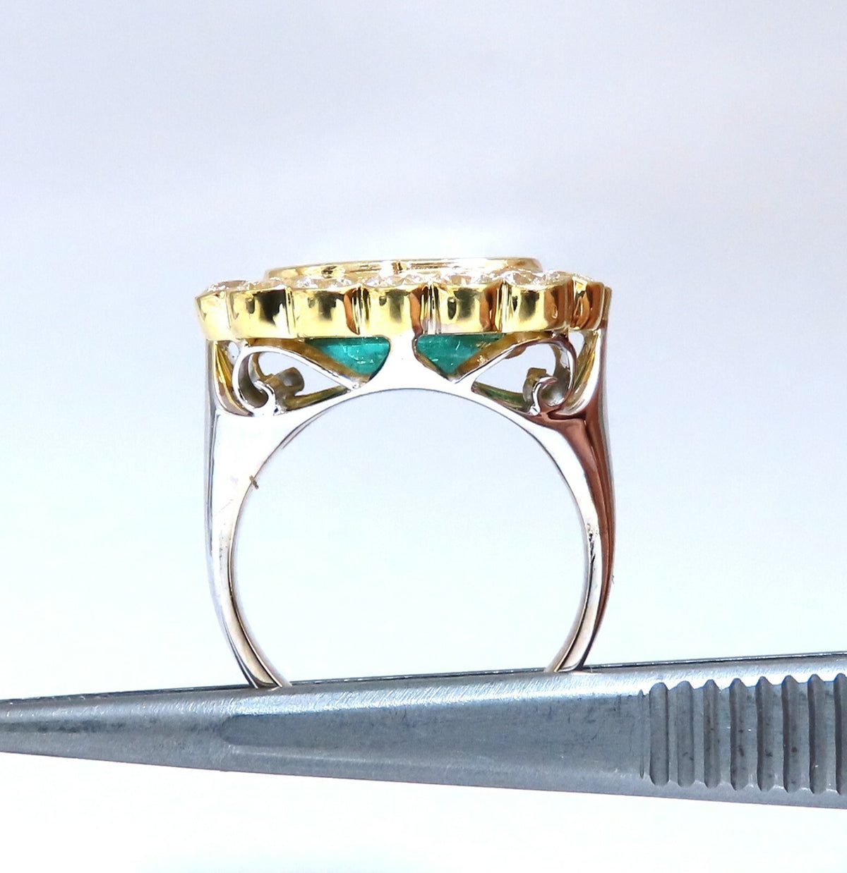 GIA Certified: 4.70ct Natural Emerald Diamonds Ring 18kt Cluster (F2)*v