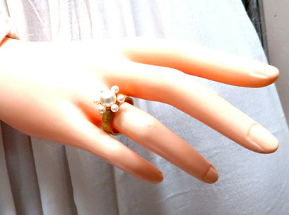 Handmade Pearl Raised Cluster Ring 14kt *v