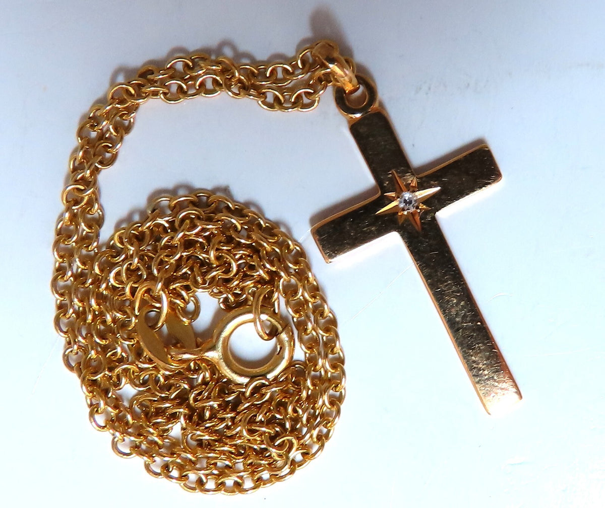 14kt gold cross diamond pendant 14kt 14 inch *v