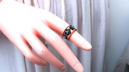 .50ct Natural Turquoise Blue Daisy Petal Vintage Ring 18kt Gold Ref 12300 *v