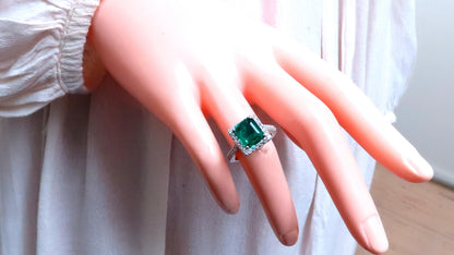 Classic Lab Created Emerald 14kt Gold 12550 *v