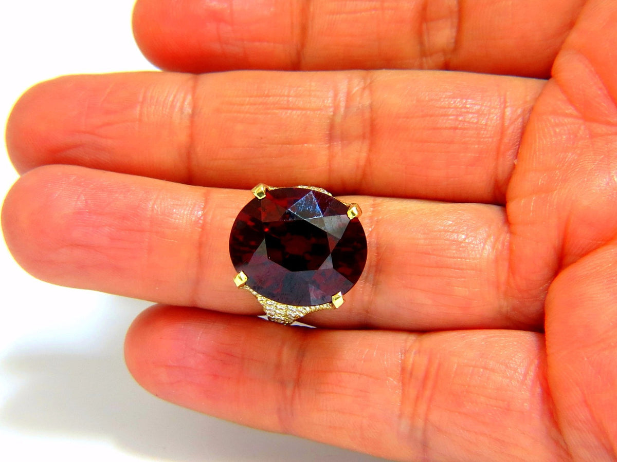 26.31ct GIA NATURAL RED SPESSARTITE GARNET DIAMONDS RAISED RING 18KT *v